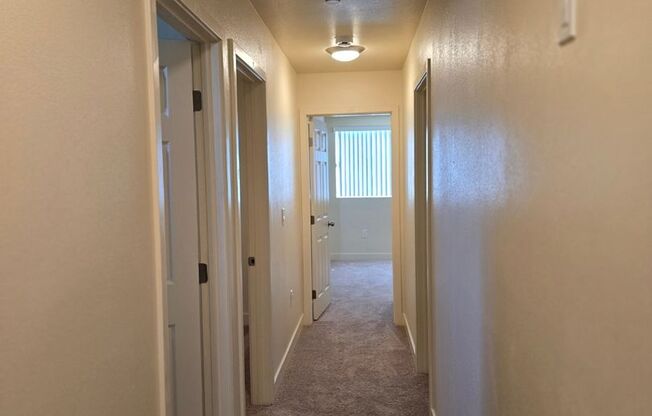 5 beds, 3 baths, 1,650 sqft, $3,700, Unit 90(202W)