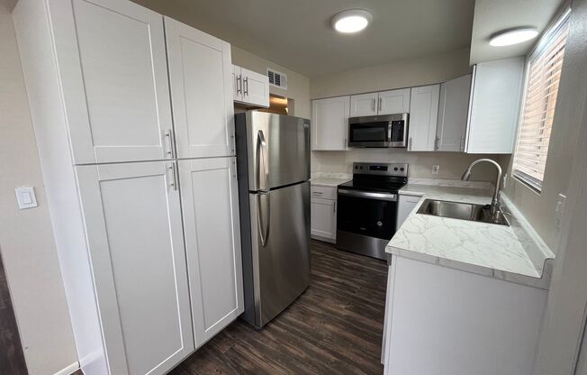 1 bed, 1 bath, 600 sqft, $1,195, Unit A