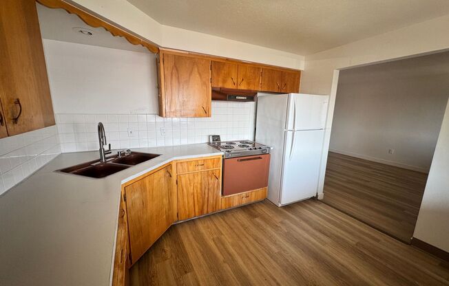 6601-29 N Atlantic St