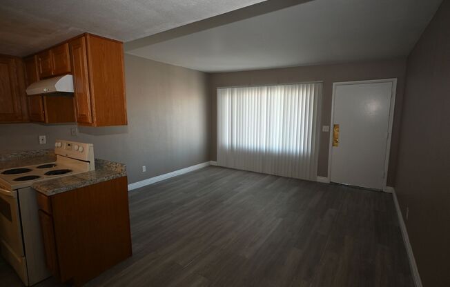 3101 Carey - 2 Bedroom Apartment  -NO PETS - Upstairs unit