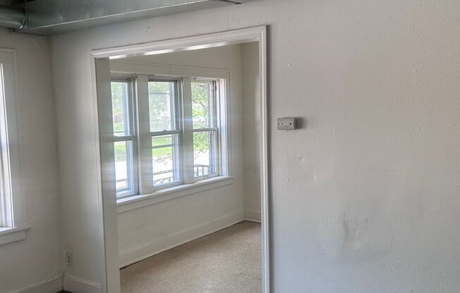 Affordable 1-Bedroom Apartment with Appliances Included – $685/Month