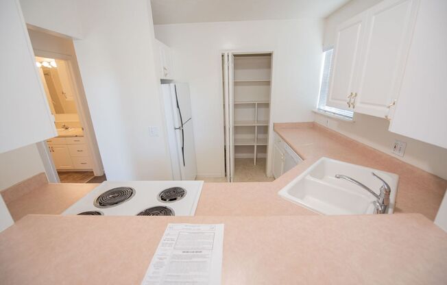 2 beds, 1 bath, $1,749, Unit 5