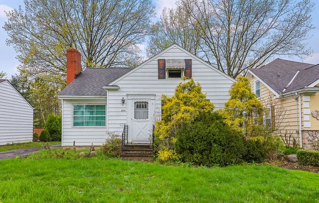 1624 Overbrook Rd Lyndhurst, OH 44124, USA
