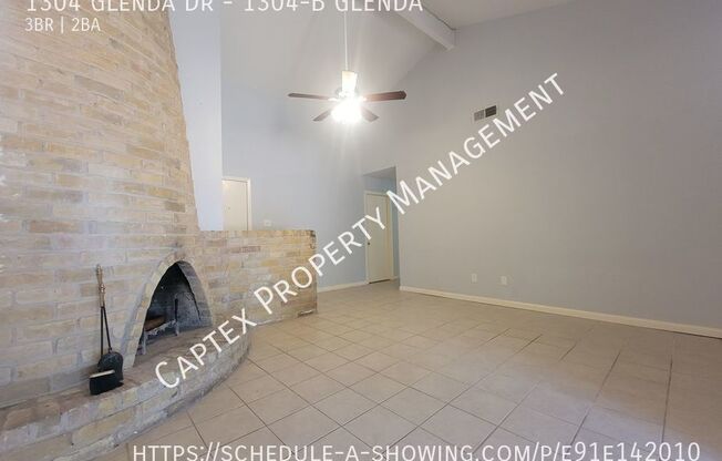 1304 GLENDA DR