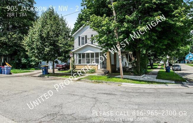 905 Jackson St NW