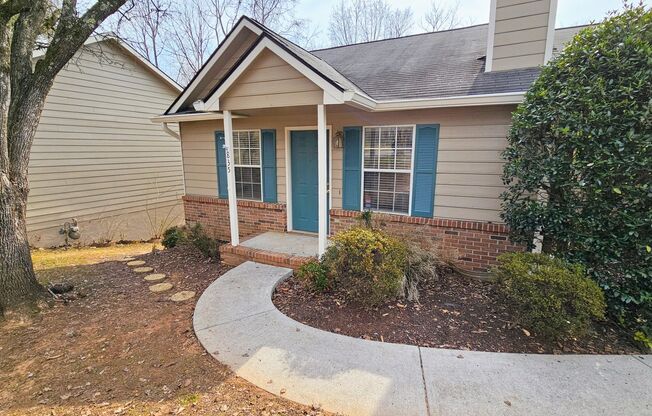 Knoxville 37923 - 2 bedroom, 2 bath home - Contact Ryan Fogarty (865) 333-4840