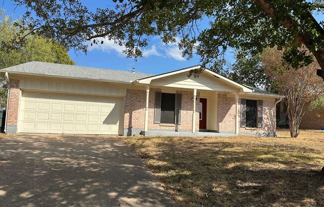 Bryan - 3 Bedroom - 2 Bath - 2 vehicle car - Fenced in back yard - House.