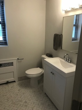 1 bed, 1 bath, 625 sqft, $1,320, Unit 300