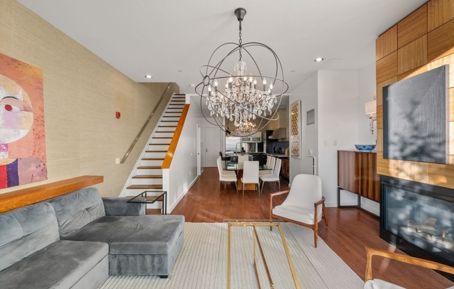 2 beds, 2.5 baths, 1,525 sqft, $6,500, Unit PH-7C