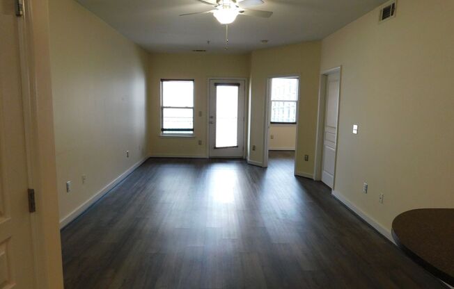 1 bed, 1 bath, $1,259, Unit # 414