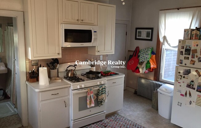 11 Clarendon Ave # 2