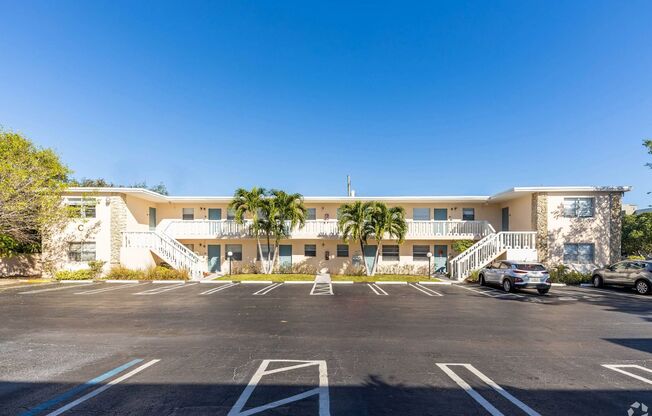 Studio, 1 bath, 600 sqft, $1,489, Unit 1F
