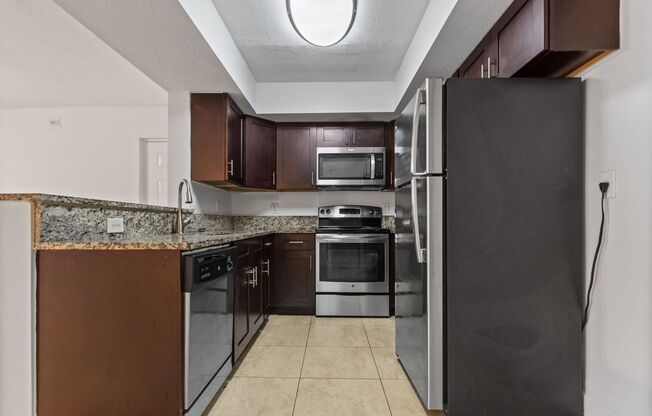 2 beds, 1 bath, 1,015 sqft, $2,175, Unit 03 - 302