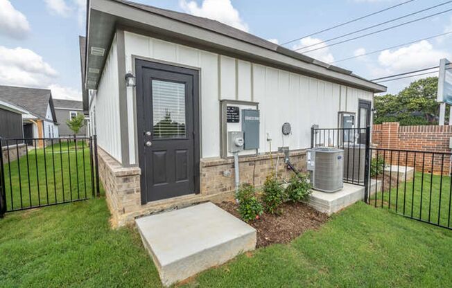 1 bed, 1 bath, 851 sqft, $1,550, Unit 10171P