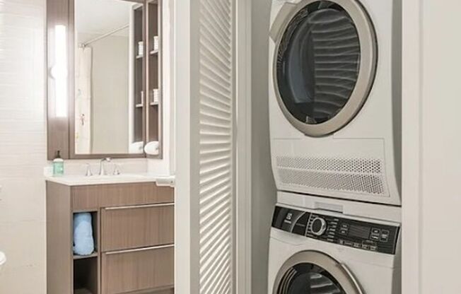 2 beds, 2 baths, $5,865, Unit 205