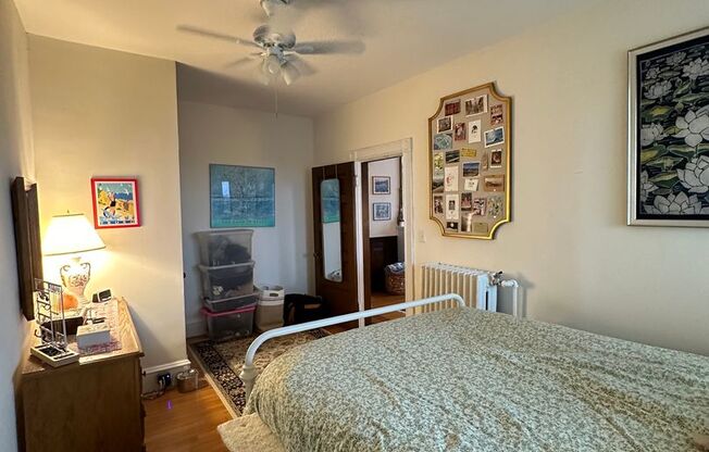 2 beds, 1 bath, 750 sqft, $3,200, Unit 23
