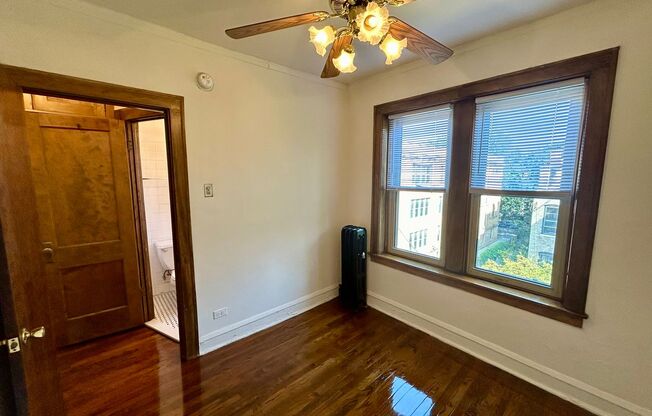 1 bed, 1 bath, 500 sqft, $1,825, Unit 233-313