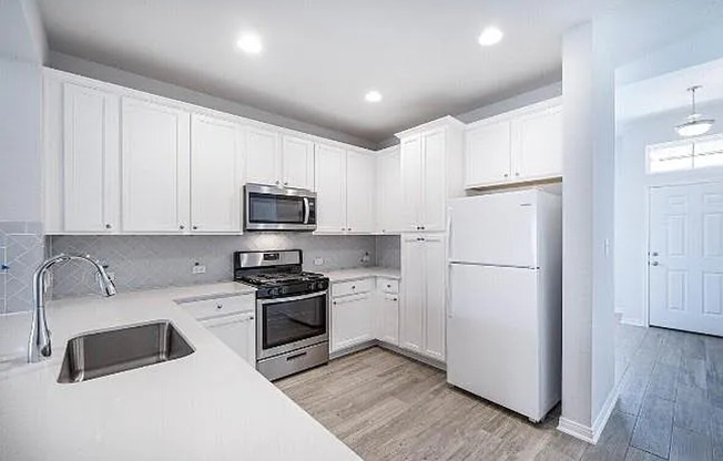 Pflugerville Rental Home - 3 Bed / 2 Bath with Garage & Fenced Yard | Limited Time 50% Off First Month!