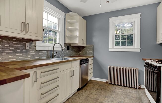 Charming & Upgraded 3BR Home in Arbutus with Finished Basement & Outdoor Living!