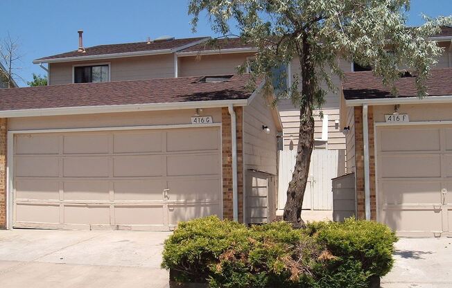 416 #G Rockrimmon Blvd. West