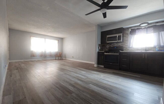 705 CTR ST