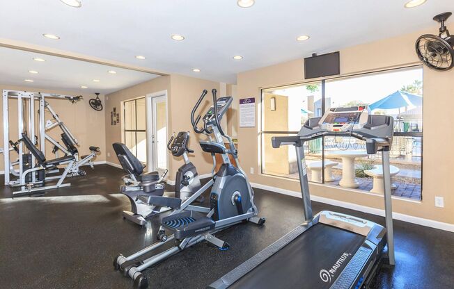 2 beds, 2 baths, 934 sqft, $1,359, Unit 216