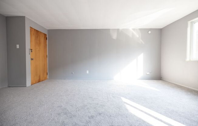 Broadway Manor Apartments