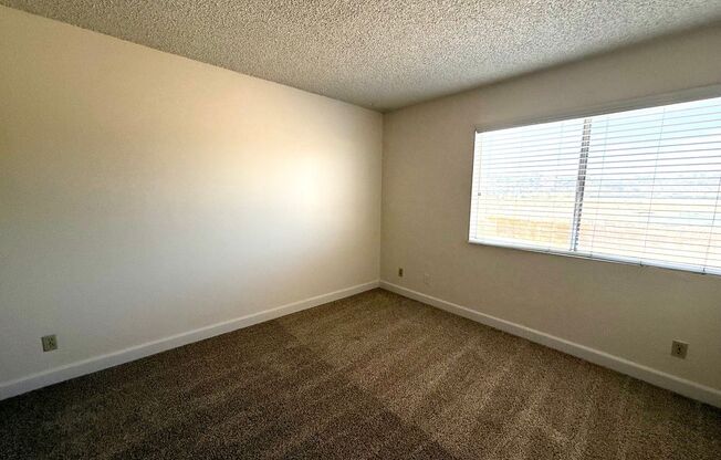 Upstairs 2 bedroom with 2 assigned parking spots!
