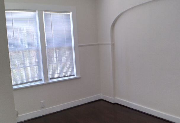 1116 W 58th Place.