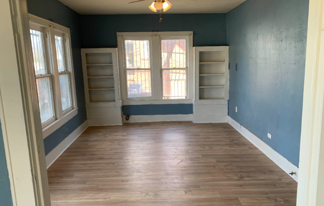 1215 W ARLINGTON AVE