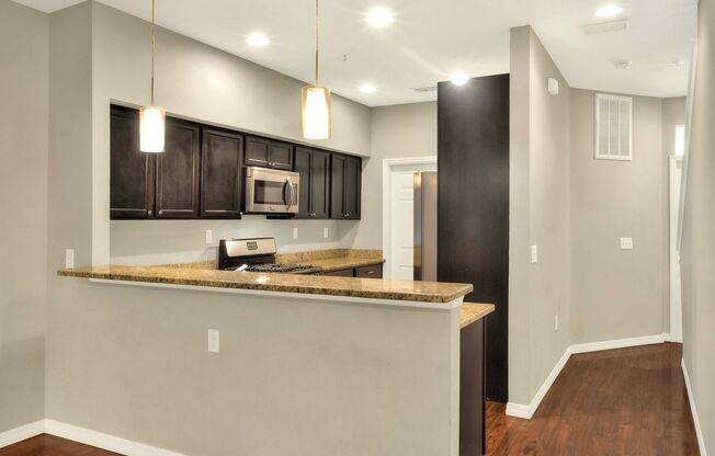 2 beds, 2 baths, 1,789 sqft, $1,699, Unit 117