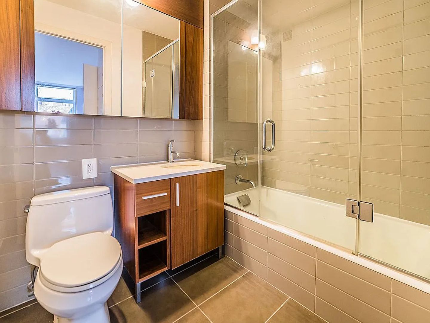 Residence8