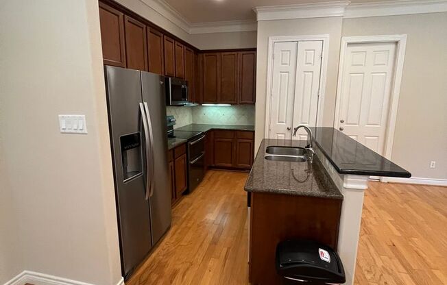Wonderful 4/3.5 Townhome