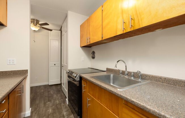 1 bed, 1 bath, 597 sqft, $1,895, Unit 404