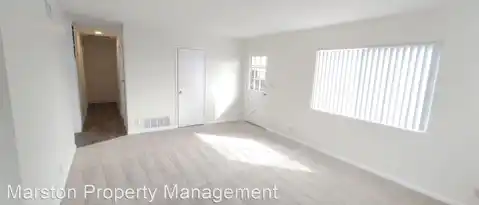 1880 IRIS WAY