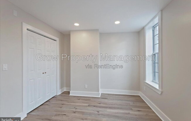2 beds, 1 bath, 840 sqft, $1,837