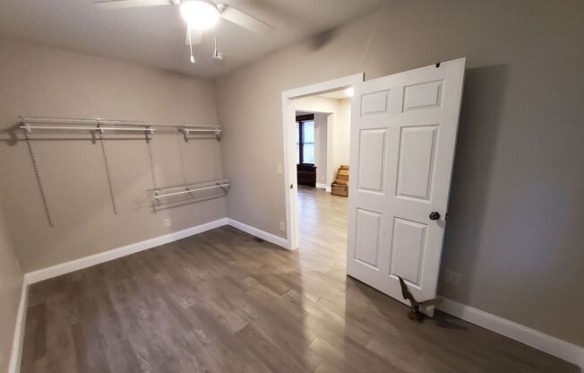 3 beds, 1 bath, $1,600