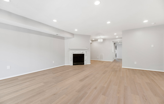 3471 SMT CT NE