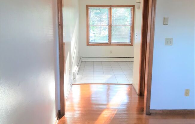 2 beds, 1.5 baths, 900 sqft, $1,440, Unit F-9