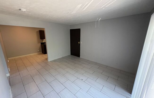 1 bed, 1 bath, 802 sqft, $775, Unit #23