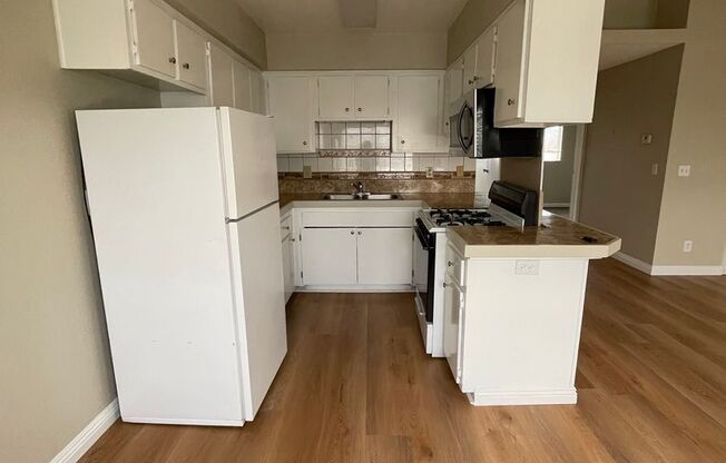 21213 89th. St. Units