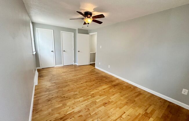 3 beds, 1.5 baths, $2,500, Unit 87 Acton Street