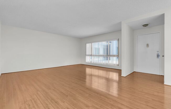 6001 Canterbury Drive Unit 107