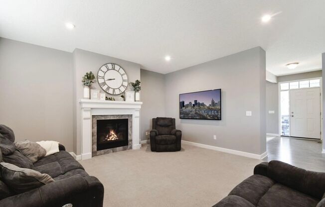 12995 Leyte Cir NE