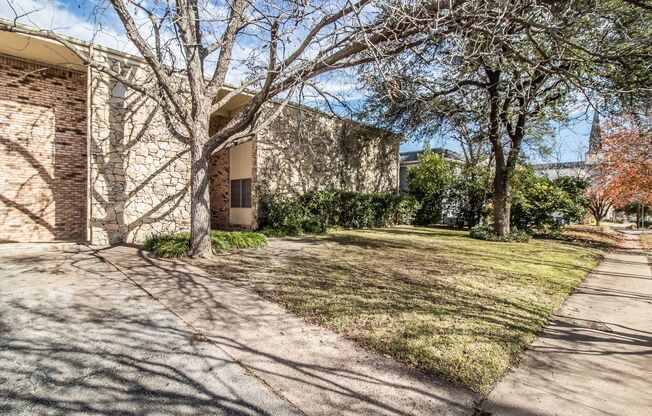 1 bed, 1 bath, $1,025, Unit # 10