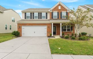 Beautiful spacious Home in Berewick community in Steel Creek