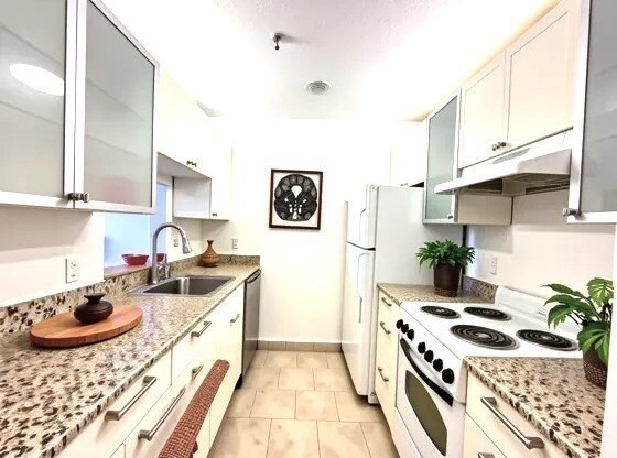 1 bed, 1 bath, 644 sqft, $1,900, Unit 502