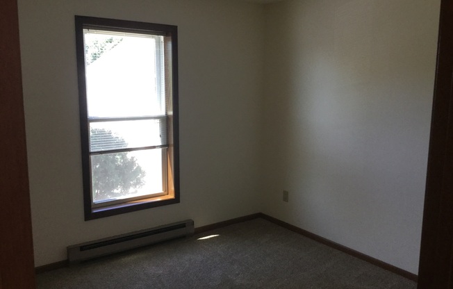 2 beds, 2 baths, 950 sqft, $1,775, Unit 7617RC