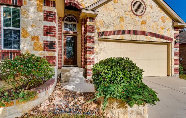 3BR/3 Bath with Upstairs Bonus Room in Cibolo, TX