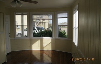 2 beds, 1 bath, 900 sqft, $1,895, Unit #3